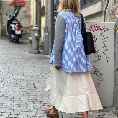 Sweatshirt&#x20;cinza&#x20;com&#x20;camisa