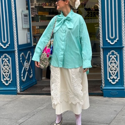 Camisa&#x20;la&#x00E7;o&#x20;verde&#x20;&#x00E1;gua