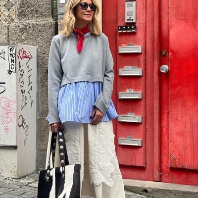 Sweatshirt&#x20;cinza&#x20;com&#x20;camisa