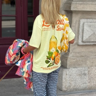 T-shirt&#x20;lemonade