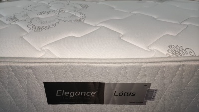 Elegance Lótus