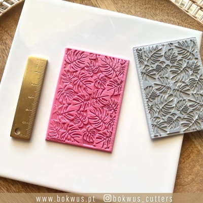 Mini folha de textura | MONSTERAS