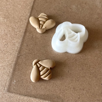 Cortador abelha (com embossing) - BC506