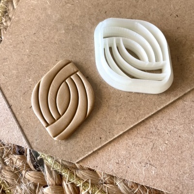 Cortador com embossing BC588