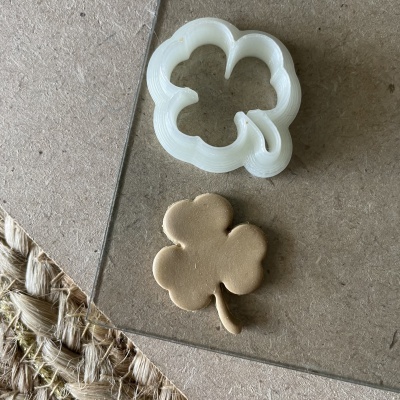 Cortador trevo de 3 folhas - BC545