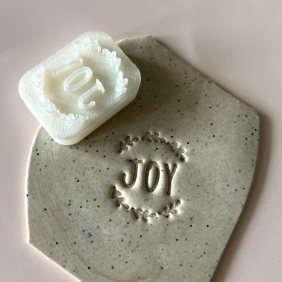 Carimbo "JOY" -  BC824