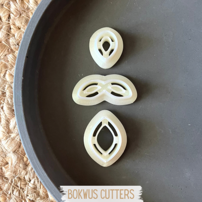 Conjunto de 3 cortadores com embossing - BC1212