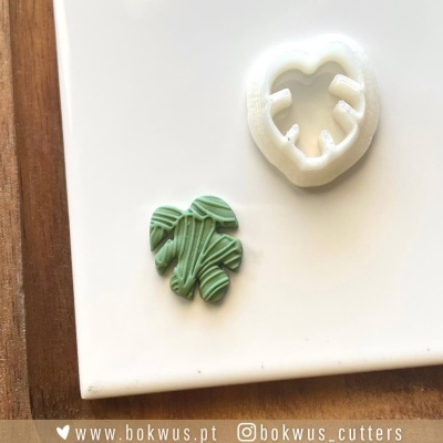 Cortador folha monstera (2cm) | BC196