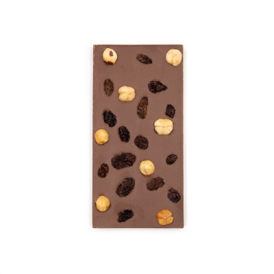 Tablete de Chocolate de Leite com Passas e Avelãs Tablete de Chocolate de Leite com Passas e Avelãs