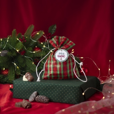 Saco de Pano com Bombons de Natal