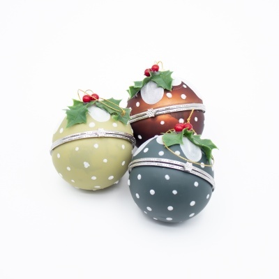 Bola com Bombons de Natal Bola com Bombons de Natal