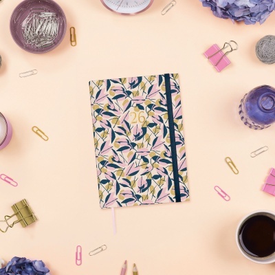 Agenda 12 meses Semanal 2026 Leaves