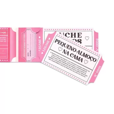 Bilhetes cor-de-rosa com texto PEQUENO ALMOÇO NA CAMA e instruções em português.