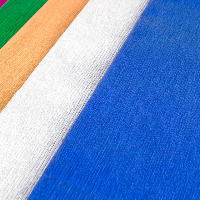 PAPEL CREPE EM CELOFANE AZUL METALIZADO
