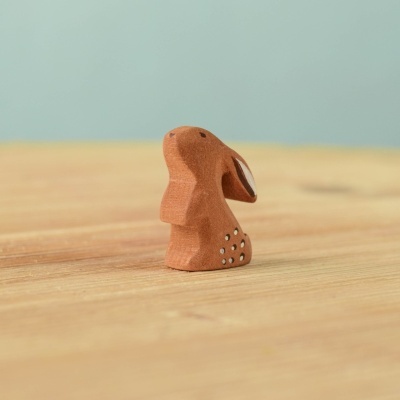 Coelho bebé empoleirado | Bumbu Toys