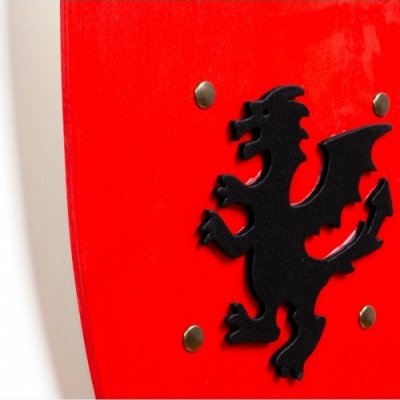 Escudo Vermelho de Cavaleiro/a Escudo Vermelho de Cavaleiro/a