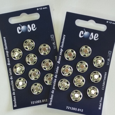 Embalagens de botões de pressão em latão prateado de 12 mm