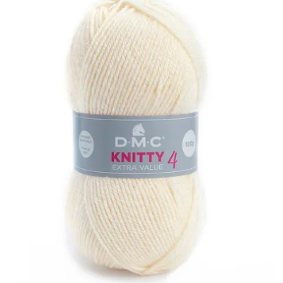 Novelo de lã branco D.M.C. com etiqueta cinzenta e texto KNITTY 4 EXTRA VALUE