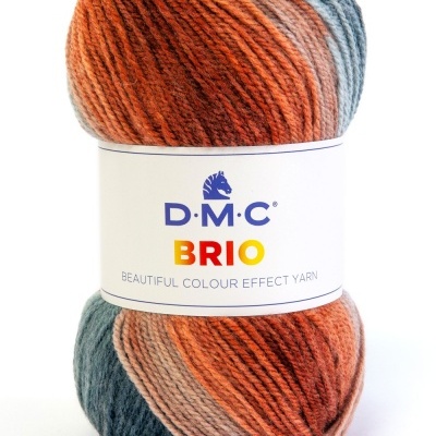 Novelo de lã multicolorido D.M.C BRIO com etiqueta branca e texto Cor 420