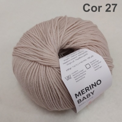 Novelo de lã Merino Baby cor bege com etiqueta branca e texto Cor 27