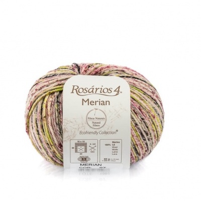 Novelo de lã multicolorida Rosários 4 Merian com etiqueta branca