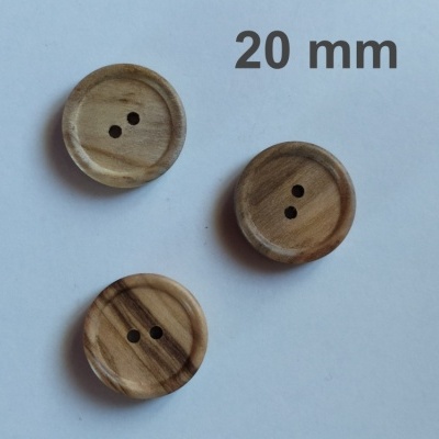 Três botões redondos de madeira castanha clara com 20 mm
