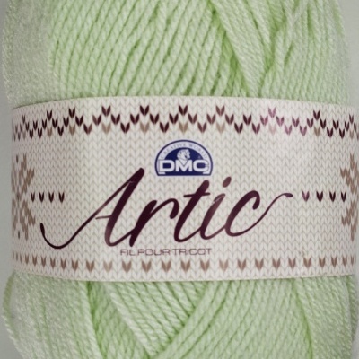 Novelo de lã verde claro com etiqueta DMC Artic cor 18