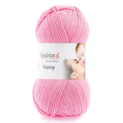 Novelo de lã rosa da marca Rosários 4 com etiqueta branca e imagem de mãe e bebé