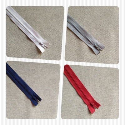 Fecho malha 3 - 20 cm