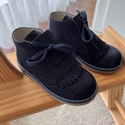 Bota Carneira - Sola Crepe