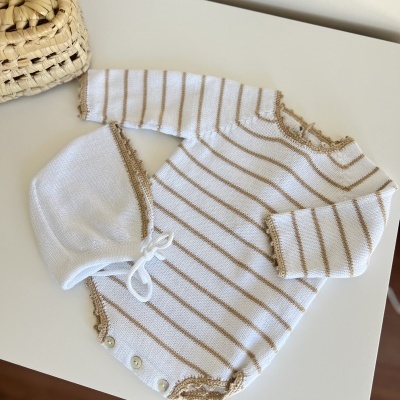 Conjunto Fofo e Touca Riscas