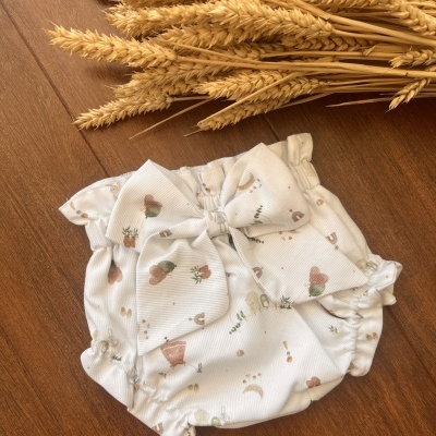Tapa-Fraldas Coelhinhos - laço