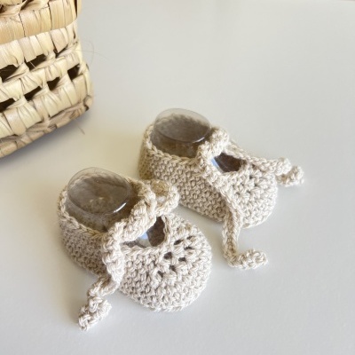 Sapatitos Laçada - Croché - Bege