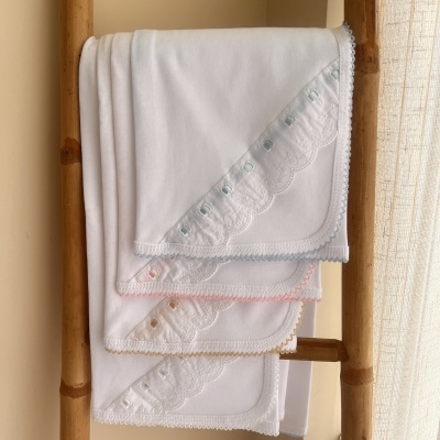 Fralda Canto Bordado Inglês