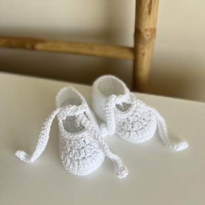 Sapatitos Laçada - Croché - Brancos