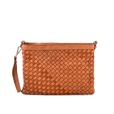 Mala de mão de pele castanha com padrão entrelaçado