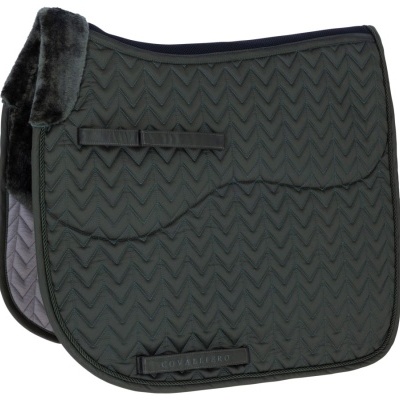 Manta para sela de cavalo verde com padrão zig-zag e detalhes em pele sintética preta