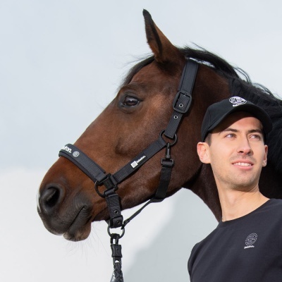 Cabeção + prisão ESKADRON Dynamic SS24