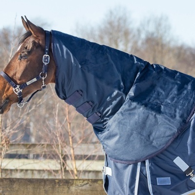 Cobre-pescoço Impermeável QHP 600D (200g)