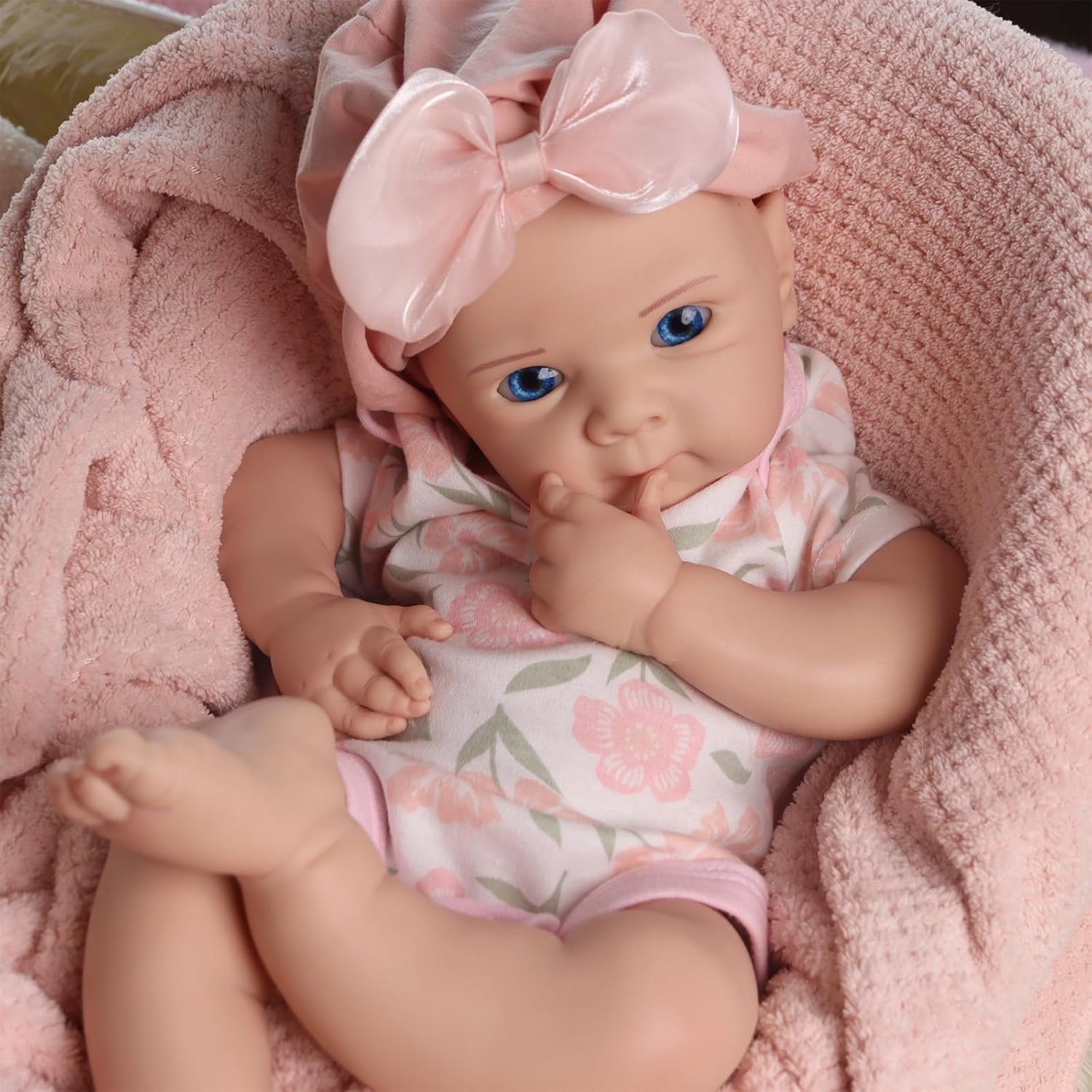 Boneca Bebé Reborn Menina 48cm Corpo banhável, boneca 100% Silicone de platina, corpo macio e flexível, 4kg, Boneca Bebé Reborn Menina 48cm Corpo banhável, boneca 100% Silicone de platina, corpo macio e flexível, 4kg,