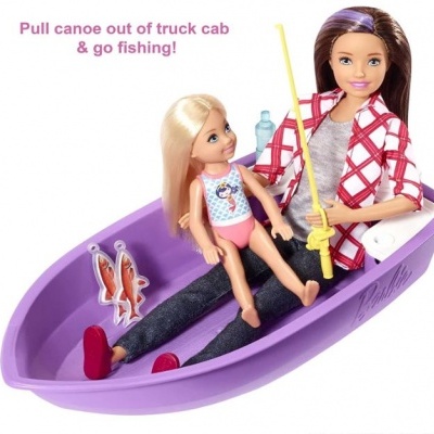 Barbie 3 em 1, Caravana para acampar com piscina, camioneta, barco e 50 acessórios