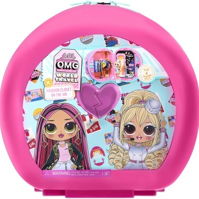 Estojo LOL OMG WORLD TRAVEL cor-de-rosa com ilustrações de bonecas e fecho em forma de coração roxo