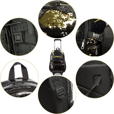 Mala de rodinhas preta com lantejoulas douradas e pretas e alças pretas