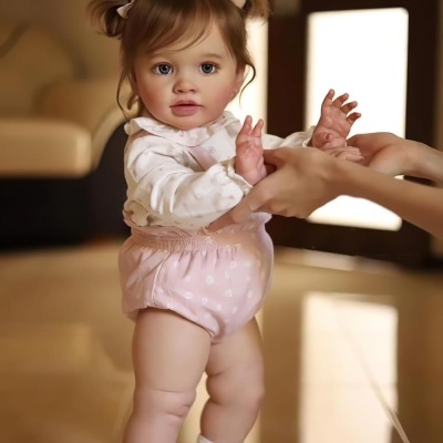 Boneca Bebé Toddler Reborn realista 66 cm em Silicone Vinílico com acessórios