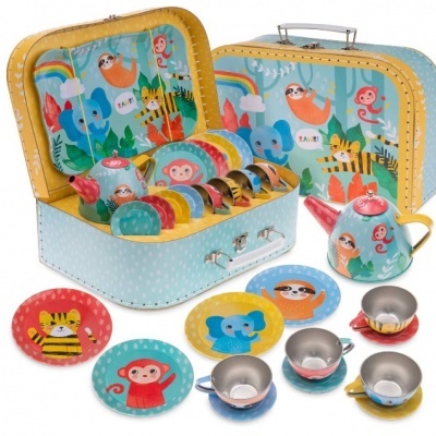 Conjunto de chá infantil colorido com mala azul e amarelo e desenhos de animais.