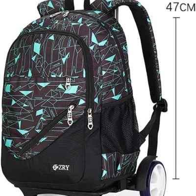 mochila preta com padrão geométrico azul e branco com rodas e puxador telescópico