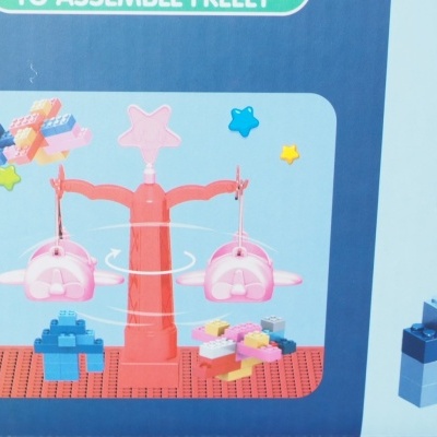 MESA INFANTIL COM BLOCOS DE CONSTRUÇÃO - PARQUE DE DIVERSÃO