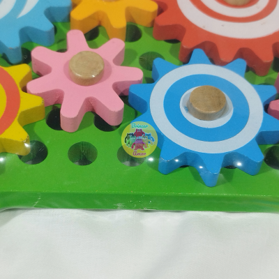 JOGO DAS ENGRENAGENS EM MADEIRA - MONTESSORI