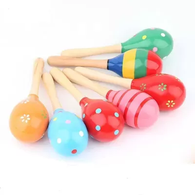 MARACA INFANTIL EM MADEIRA 19CM