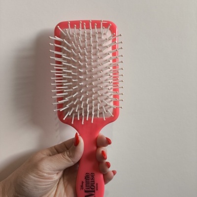 ESCOVA DE CABELO MINNIE ROSA FREE SMILES